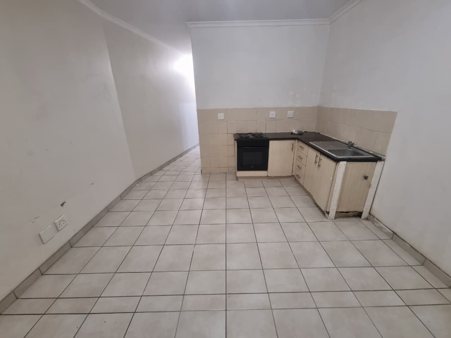 To Let 2 Bedroom Property for Rent in Observatory Western Cape